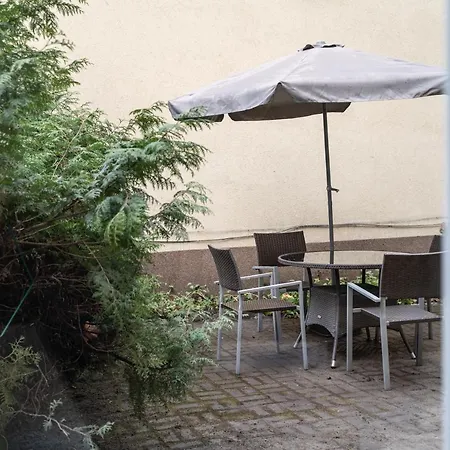 Host Garden Apartament *