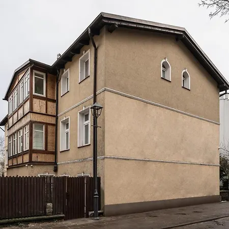 Host Garden Apartament *